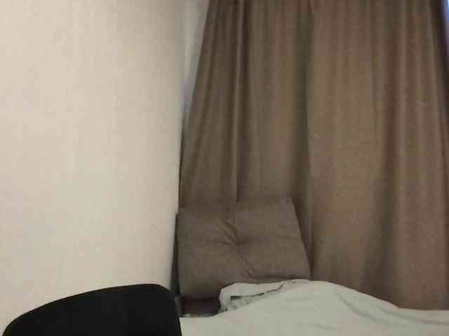 MilaBi-192569 webcam