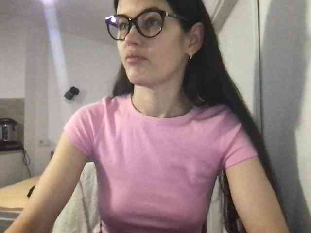 MilaBi-192569 webcam