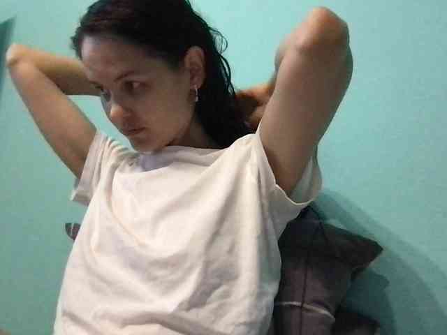 MilaBi-192569 webcam