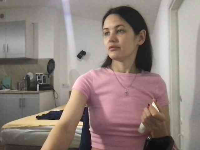 MilaBi-192569 webcam