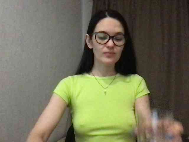 MilaBi-192569 webcam