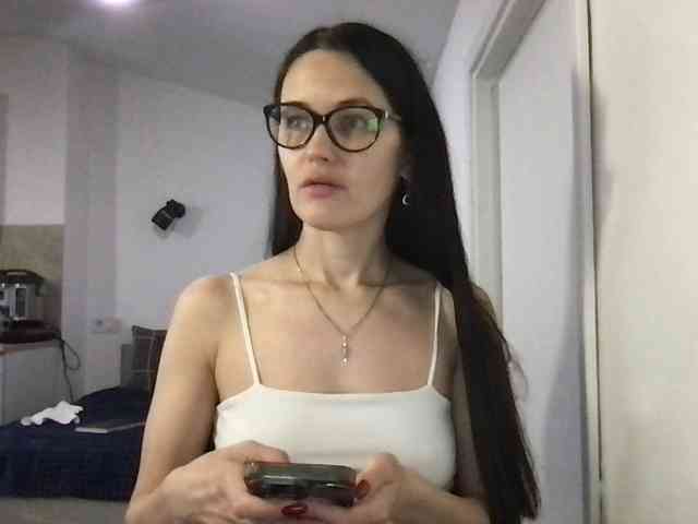 MilaBi-192569 webcam