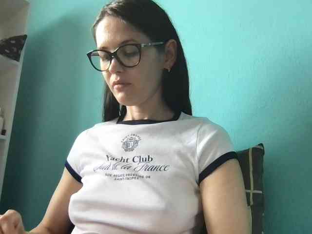MilaBi-192569 webcam