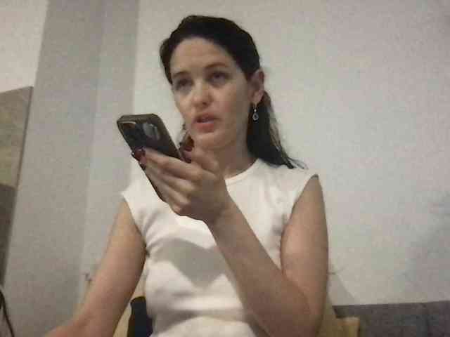 MilaBi-192569 webcam