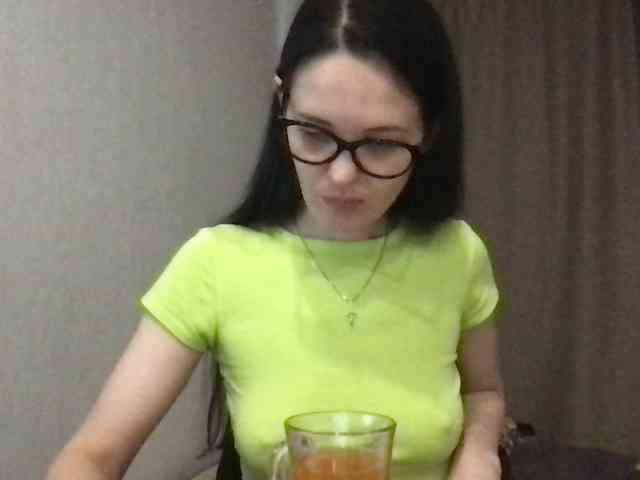 MilaBi-192569 webcam