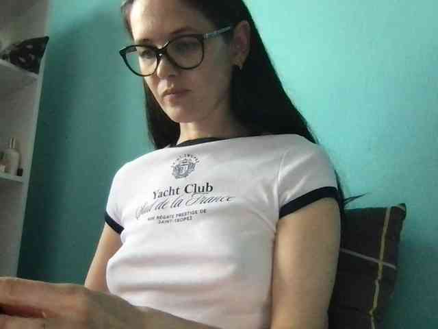 MilaBi-192569 webcam