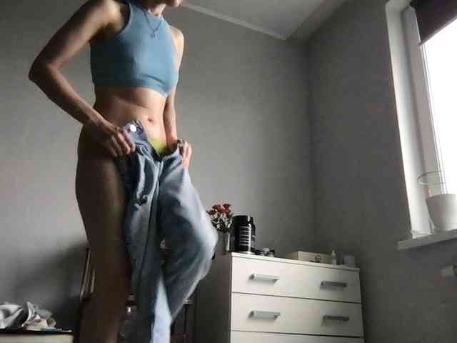 MilaBi-192569 webcam