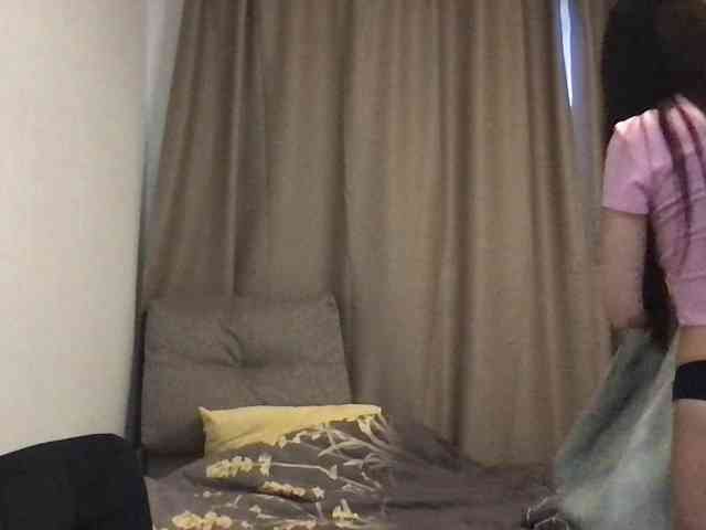 MilaBi-192569 webcam