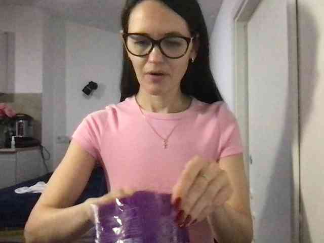 MilaBi-192569 webcam