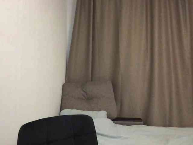 MilaBi-192569 webcam