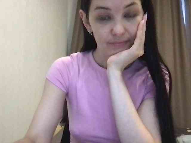 MilaBi-192569 webcam