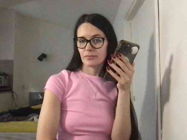 MilaBi-192569 webcam
