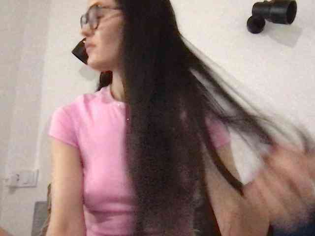 MilaBi-192569 webcam