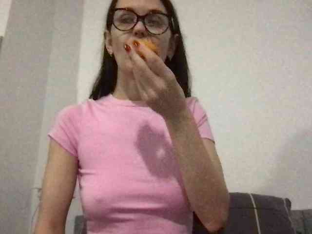 MilaBi-192569 webcam