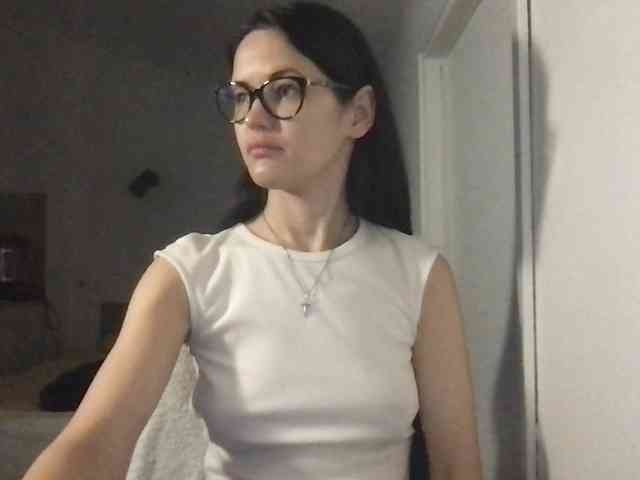 MilaBi-192569 webcam