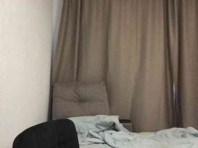 MilaBi-192569 webcam