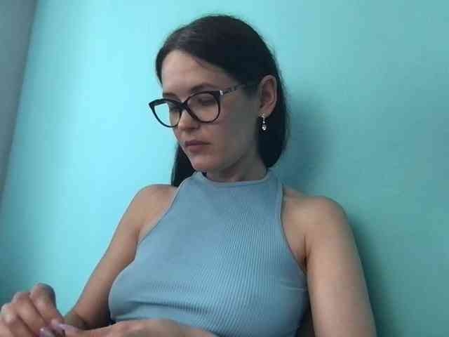 MilaBi-192569 webcam