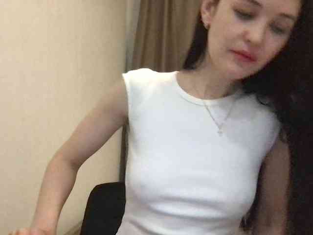 MilaBi-192569 webcam