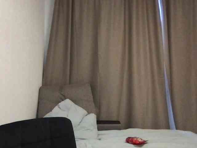 MilaBi-192569 webcam