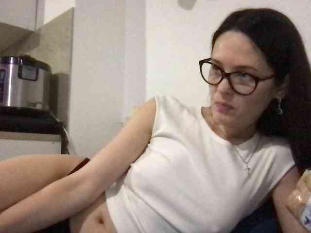 MilaBi-192569 webcam