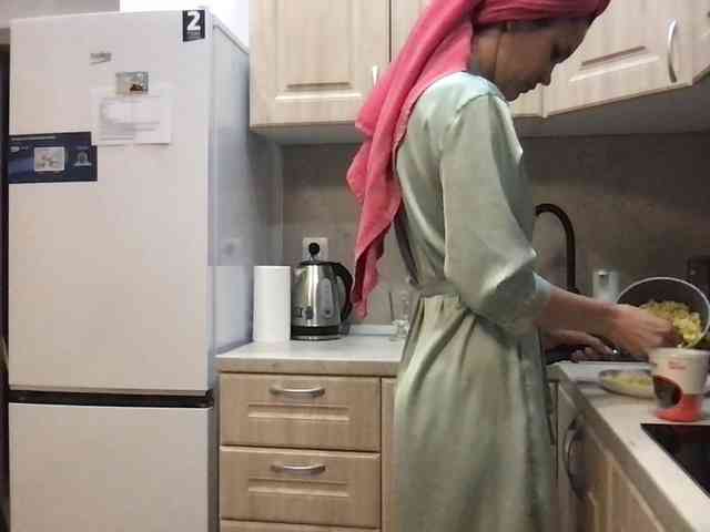 MilaBi-192569 webcam