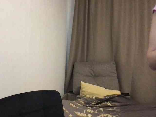 MilaBi-192569 webcam