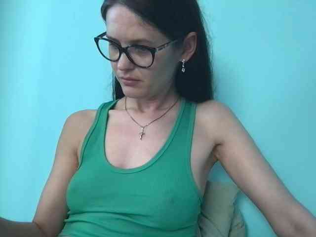 MilaBi-192569 webcam