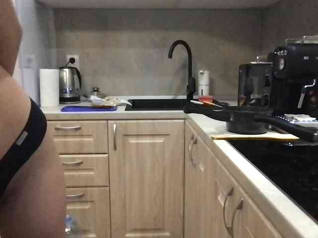 MilaBi-192569 webcam