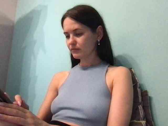 MilaBi-192569 webcam