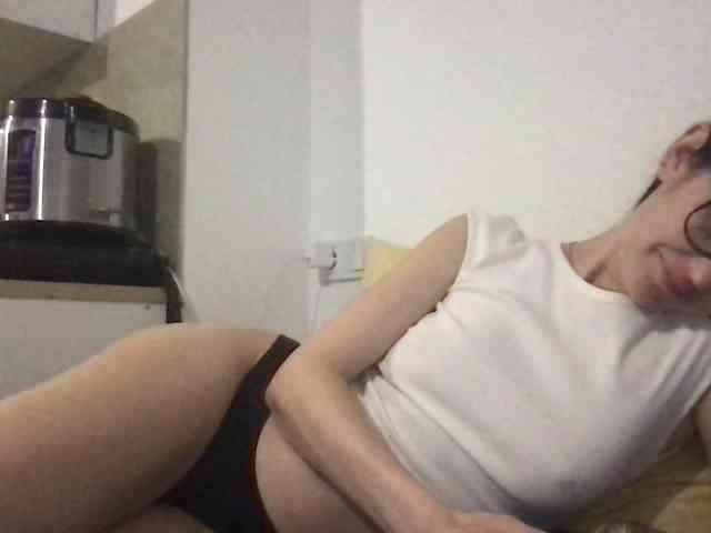 MilaBi-192569 webcam