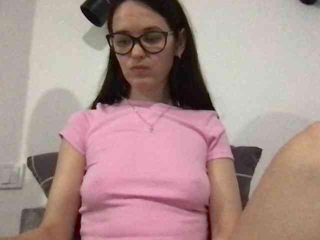 MilaBi-192569 webcam