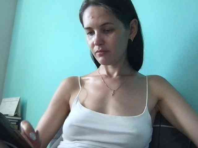 MilaBi-192569 webcam