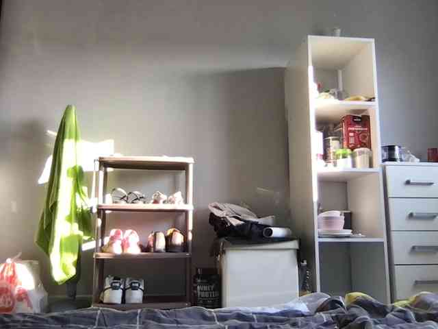 MilaBi-192569 webcam