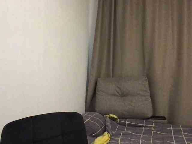 MilaBi-192569 webcam