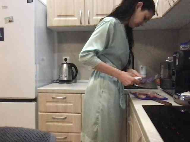 MilaBi-192569 webcam