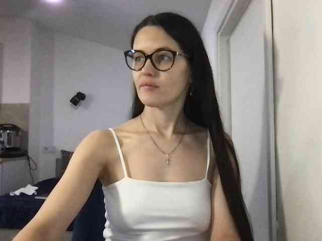 MilaBi-192569 webcam