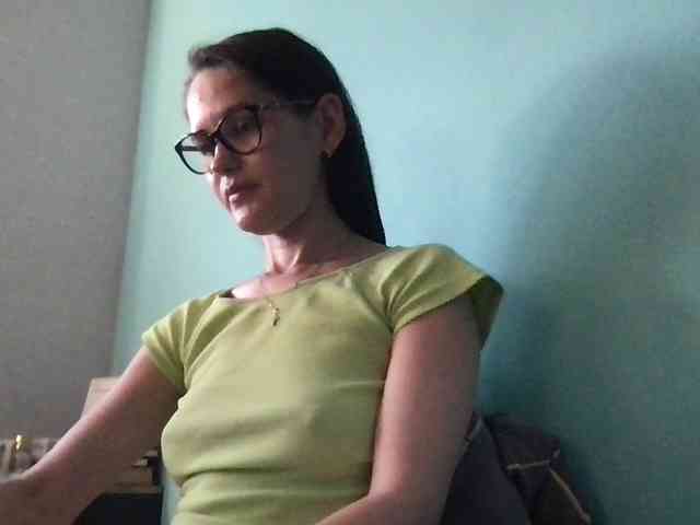 MilaBi-192569 webcam