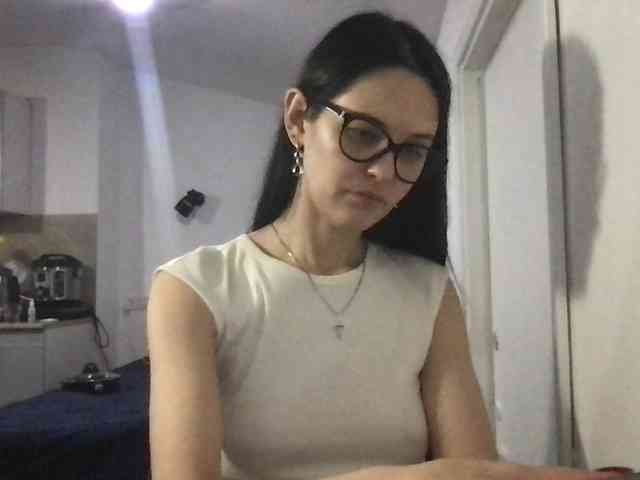 MilaBi-192569 webcam