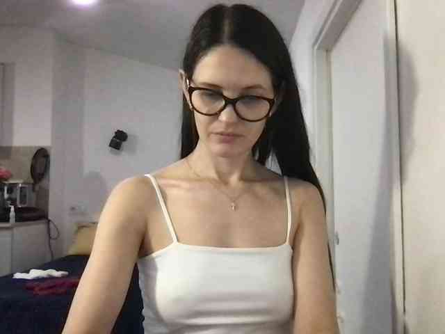 MilaBi-192569 webcam