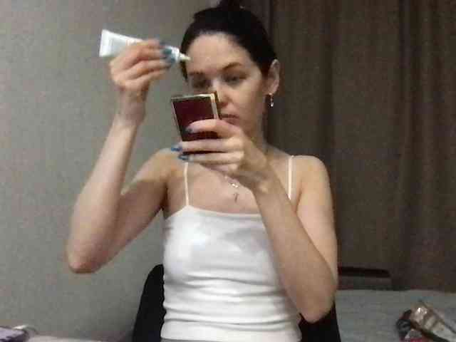 MilaBi-192569 webcam