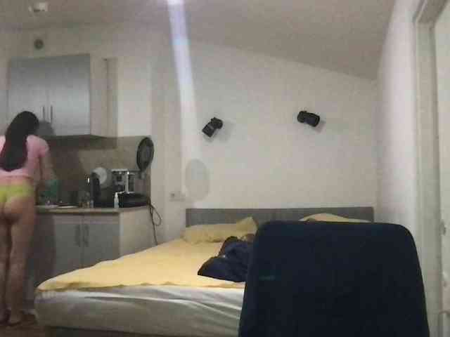 MilaBi-192569 webcam