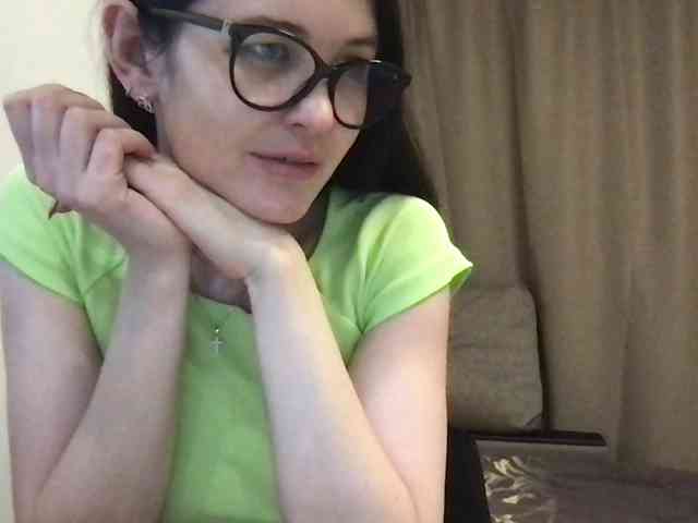 MilaBi-192569 webcam