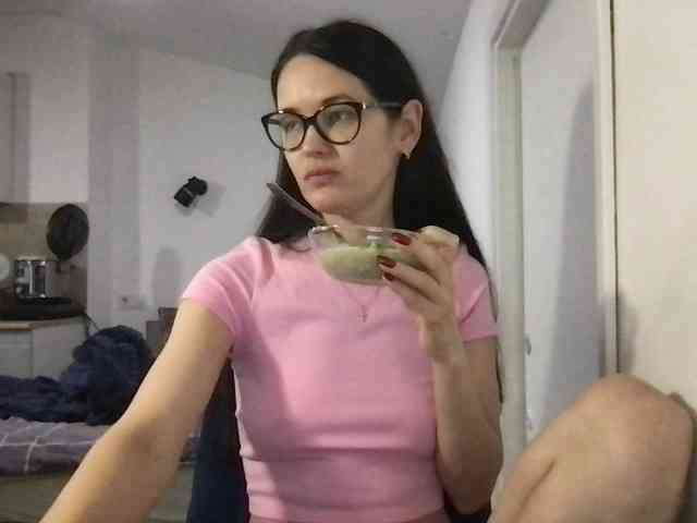 MilaBi-192569 bongacams