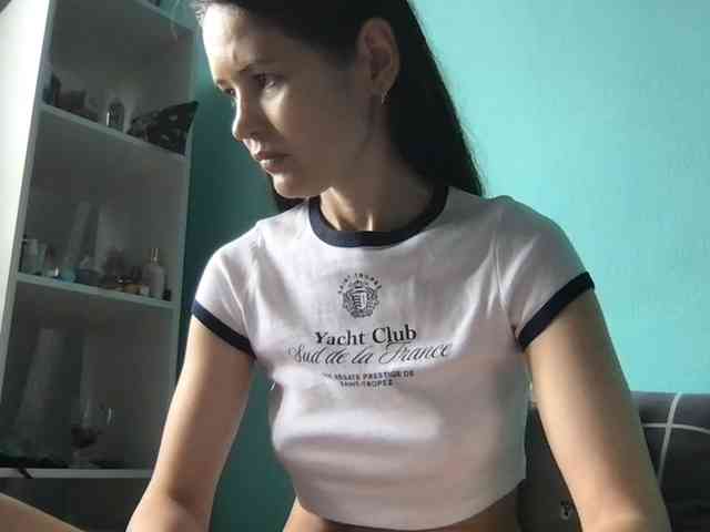 MilaBi-192569 webcam