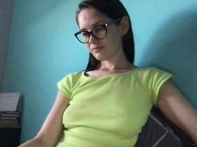 MilaBi-192569 webcam
