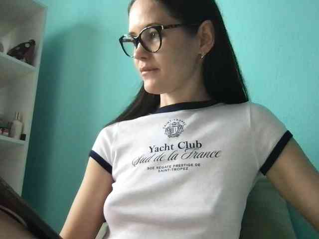 MilaBi-192569 webcam