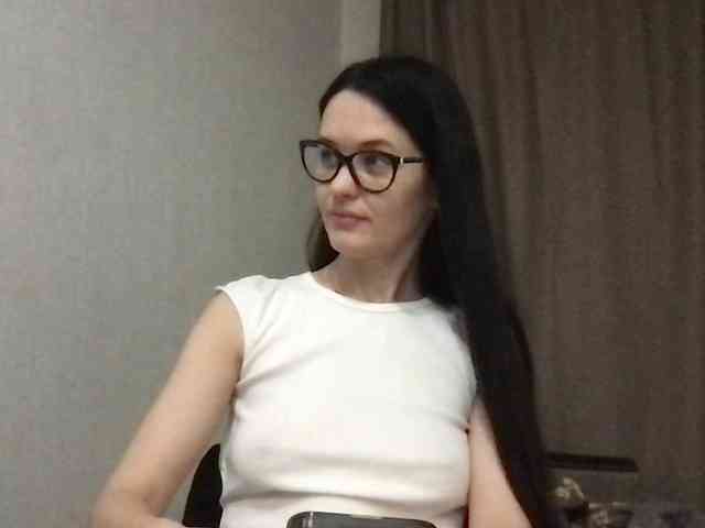 MilaBi-192569 webcam