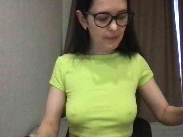 MilaBi-192569 webcam