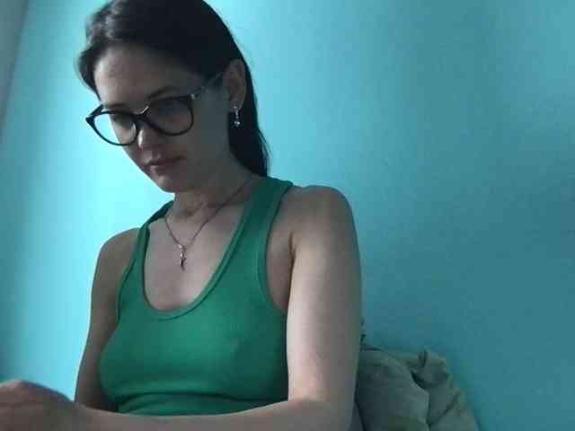 MilaBi-192569 webcam