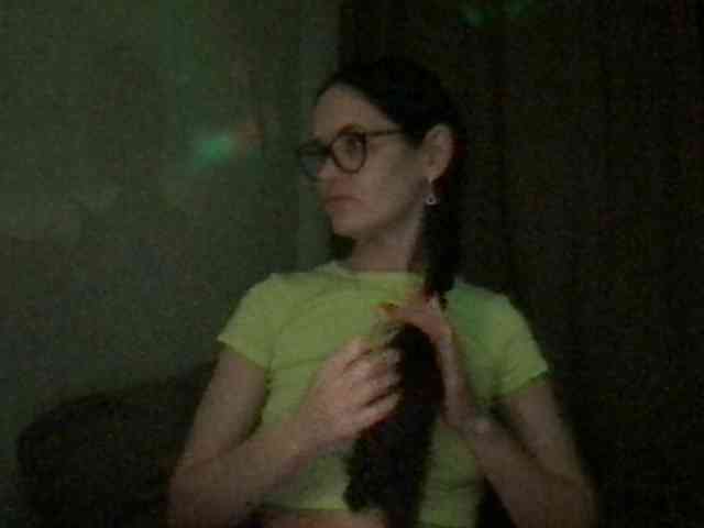 MilaBi-192569 webcam